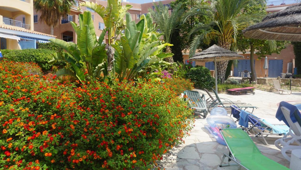 Limnaria Gardens Paphos, Near Beach Eksteriør bilde
